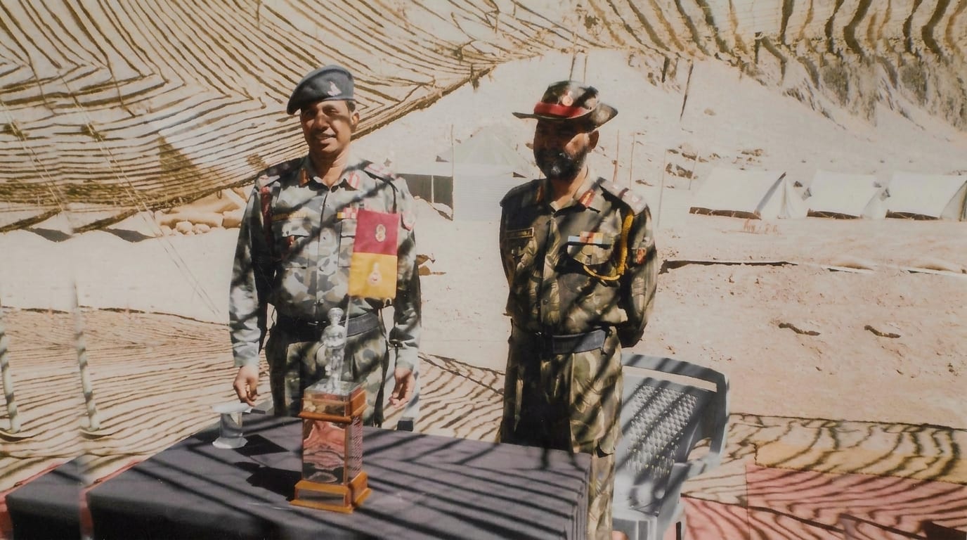 Presentation of a war trophy by the Commanding Officer of an infantry battalion for exceptional support during the Kargil War